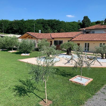 B&B Alciliegio Casnate Con Bernate Zewnętrze zdjęcie