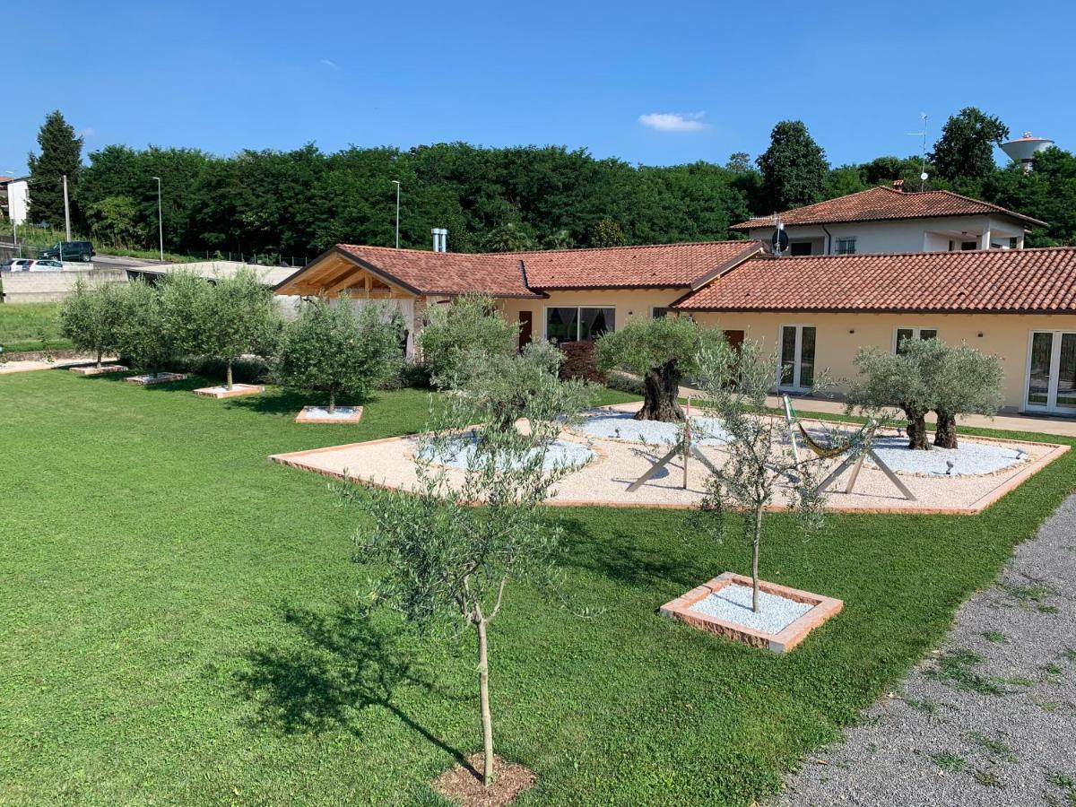 B&B Alciliegio Casnate Con Bernate Zewnętrze zdjęcie