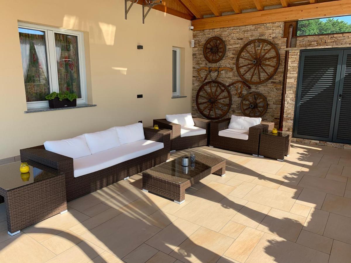 B&B Alciliegio Casnate Con Bernate Zewnętrze zdjęcie